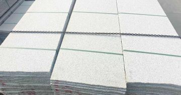 辽宁芝麻白毛板，石材毛板