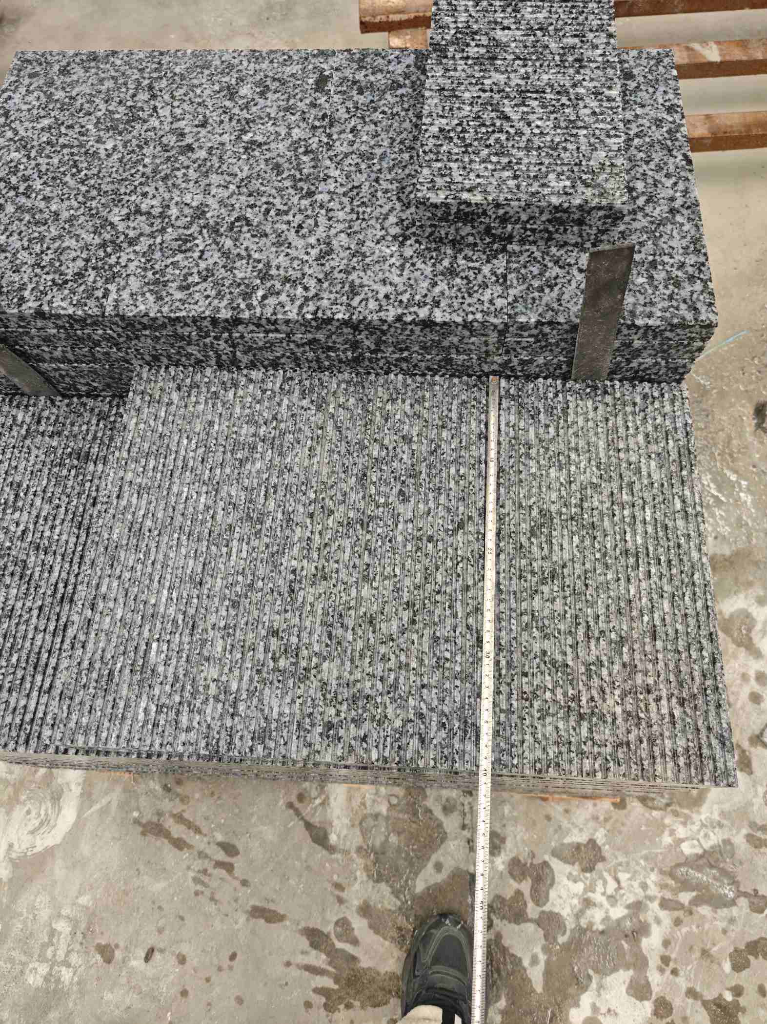 辽宁芝麻黑拉丝面