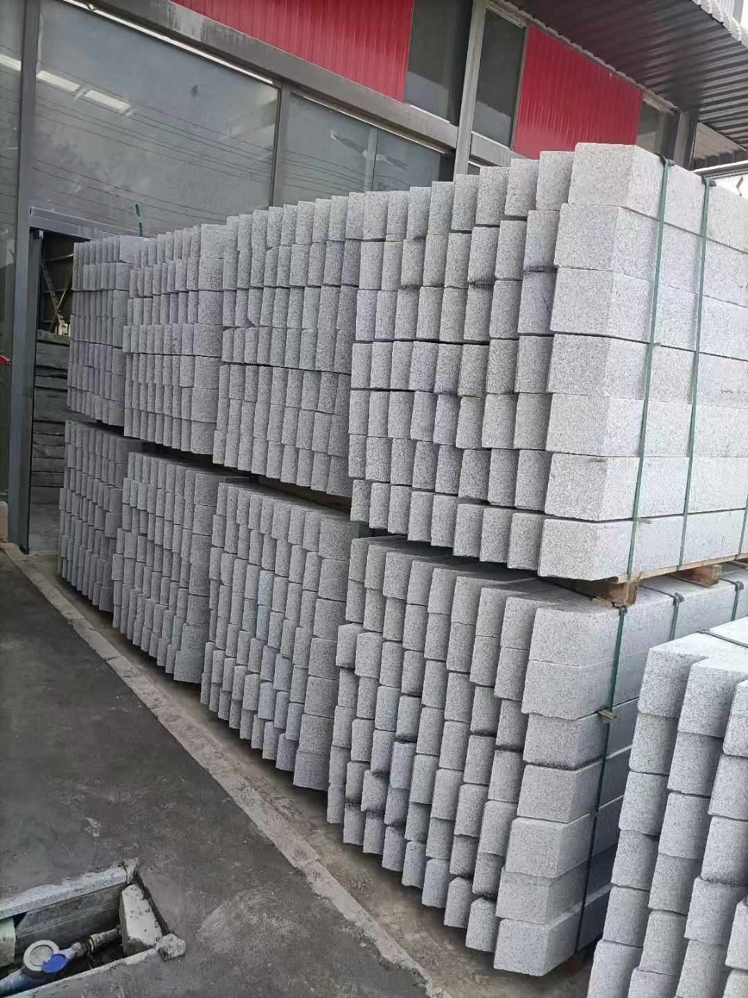 辽宁芝麻白树围石 树池