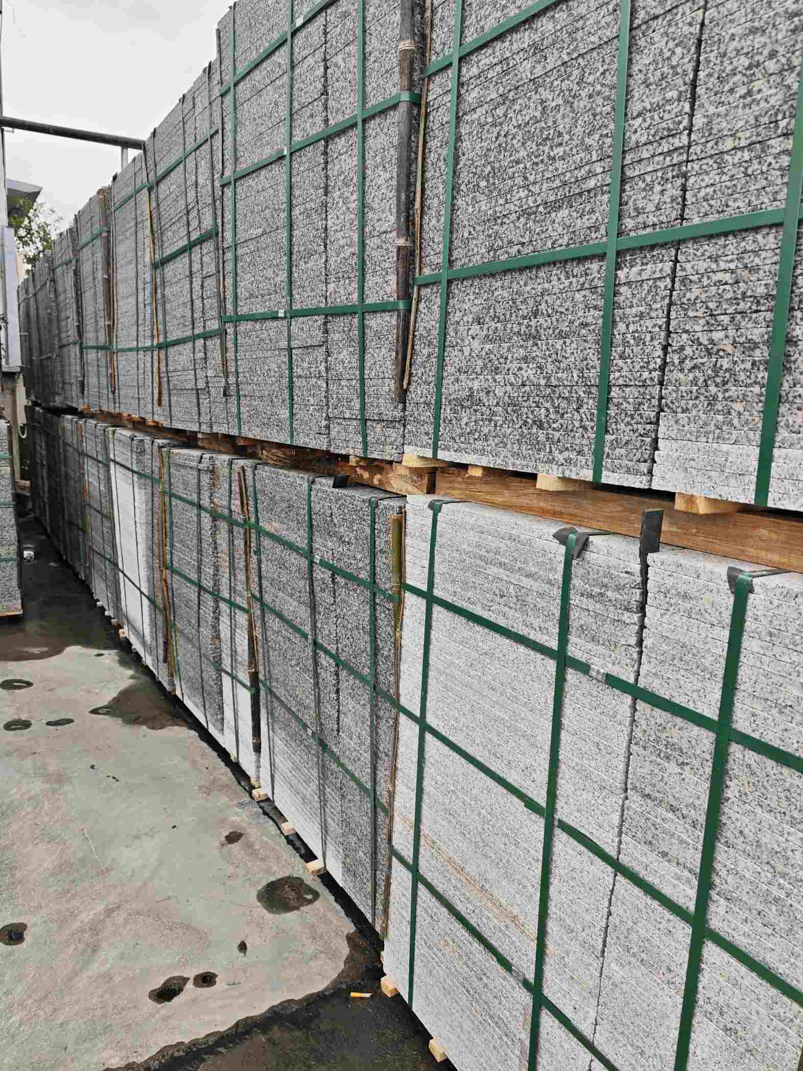 辽宁芙蓉白地铺石，石材地铺石