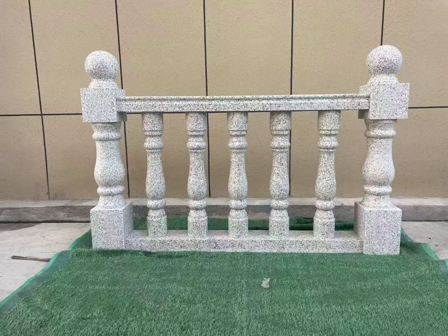 辽宁芝麻白阳台栏杆 花岗岩栏杆