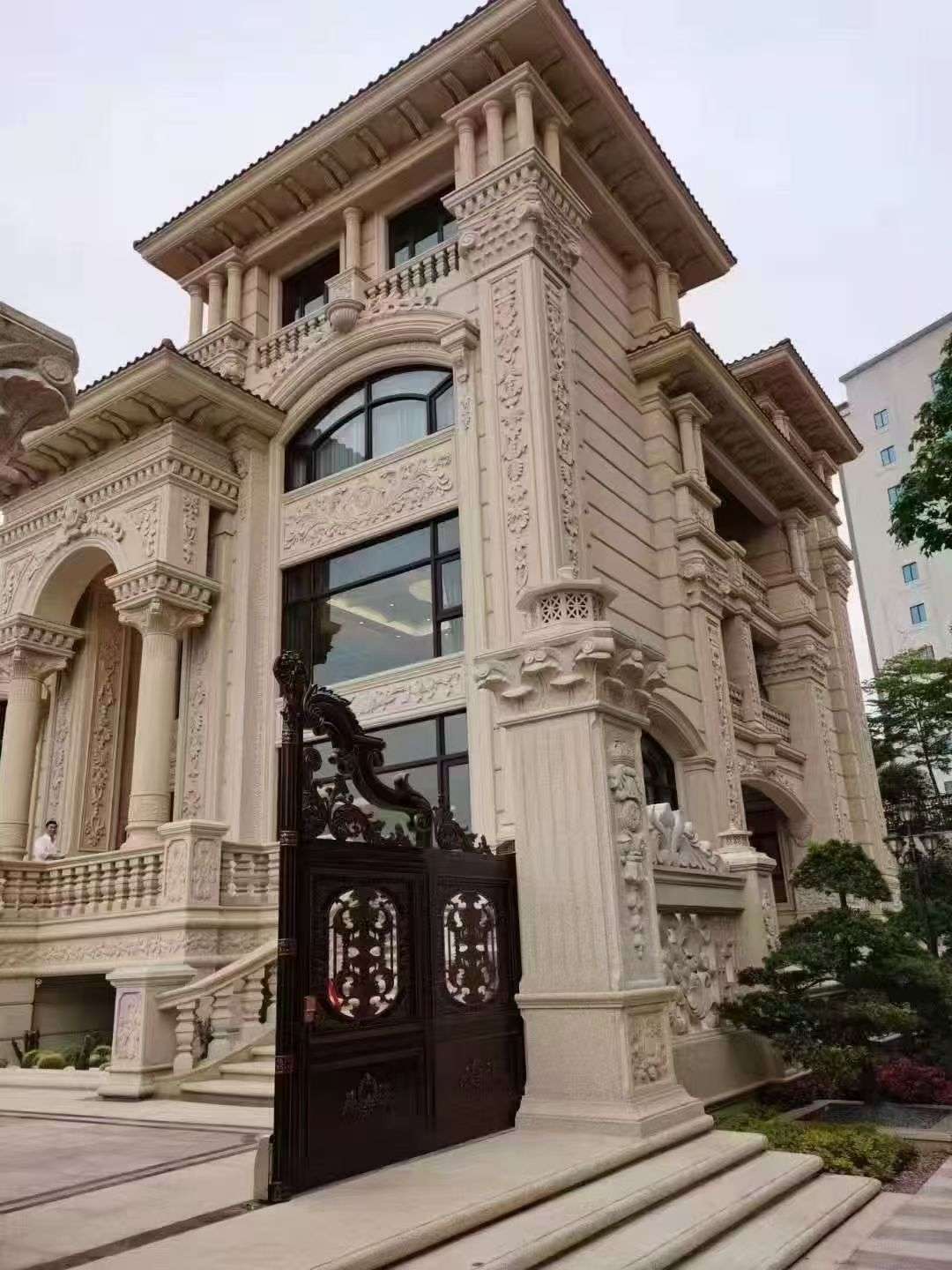 辽宁黄金麻别墅外墙异形定制