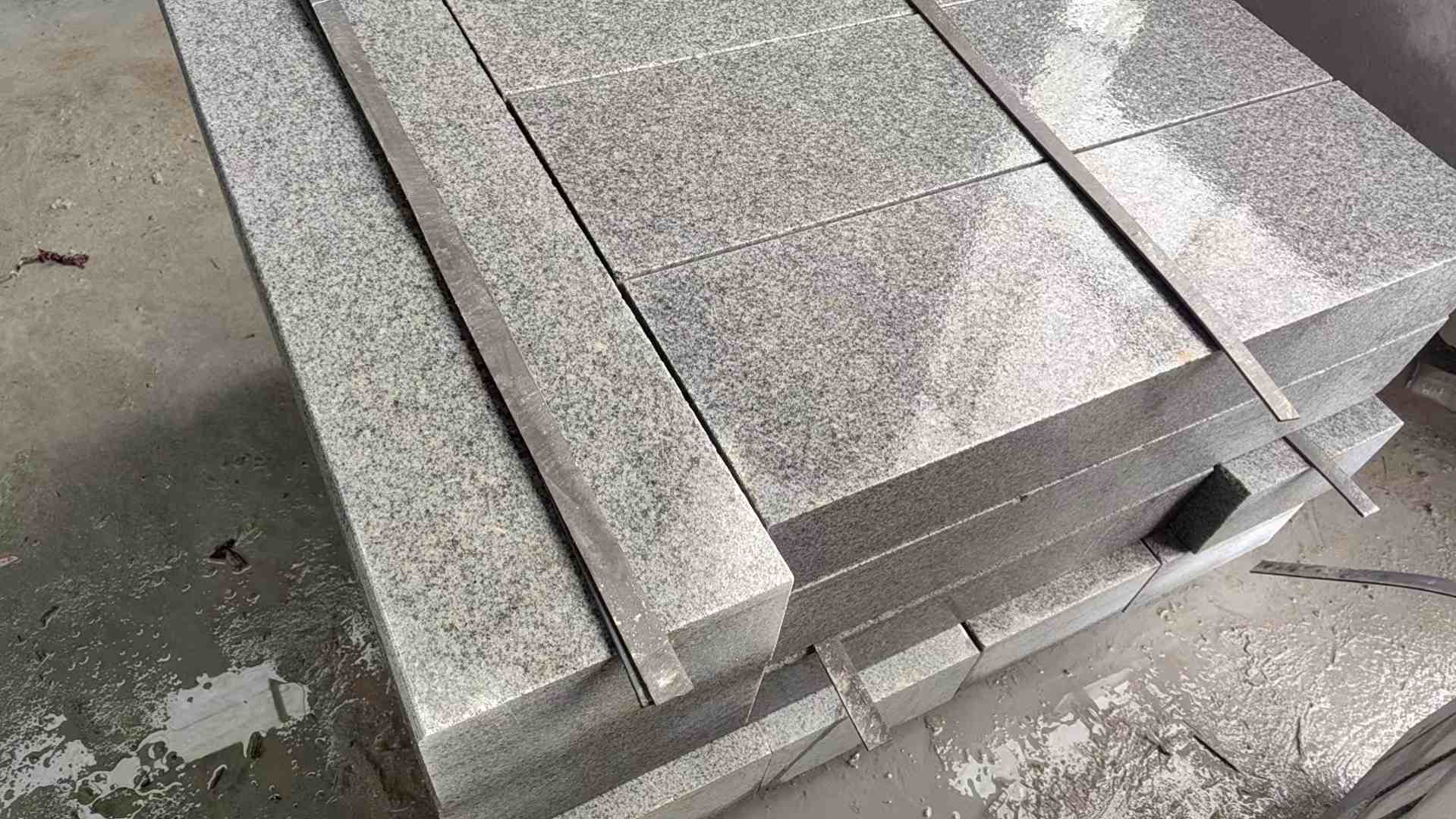 辽宁芝麻灰 芝麻白 路牙石 路侧石 马路牙子